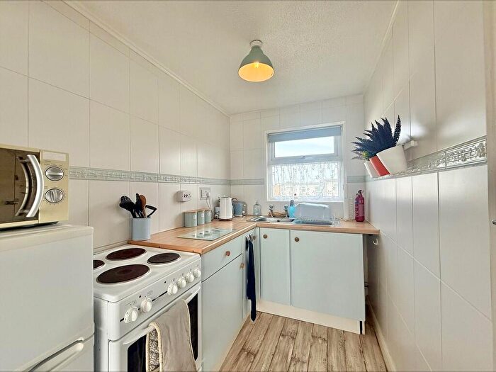 2 Bedroom Chalet For Sale In Newport Road, Hemsby, NR29