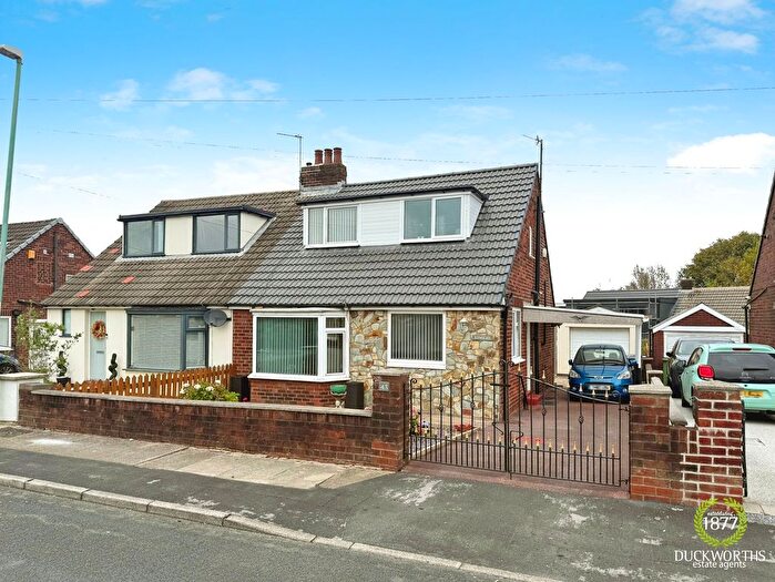 2 Bedroom Semi-detached House For Sale In Brantwood Avenue, Blackburn, BB1
