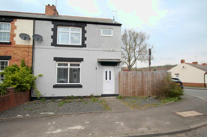 3 Bedroom Semi-Detached House To Rent In Burn Park Road, Houghton Le Spring, Tyne And Wear, DH4