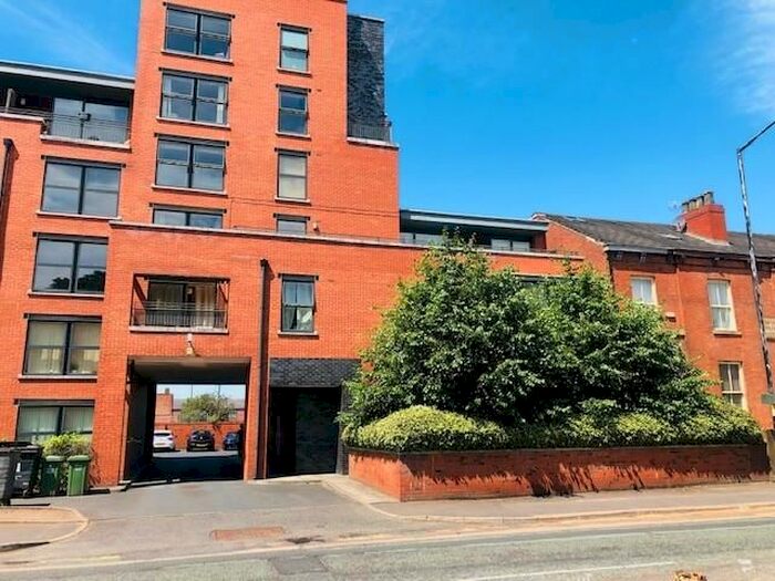 1 Bedroom Flat To Rent In Chester Road, Manchester M16