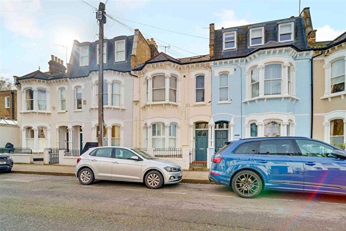 1 Bedroom Flat For Sale In Irene Road, London, SW6