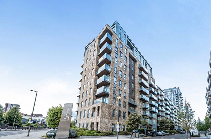 1 Bedroom Flat For Sale In Caversham Road, Beaufort Park, Colindale, NW9