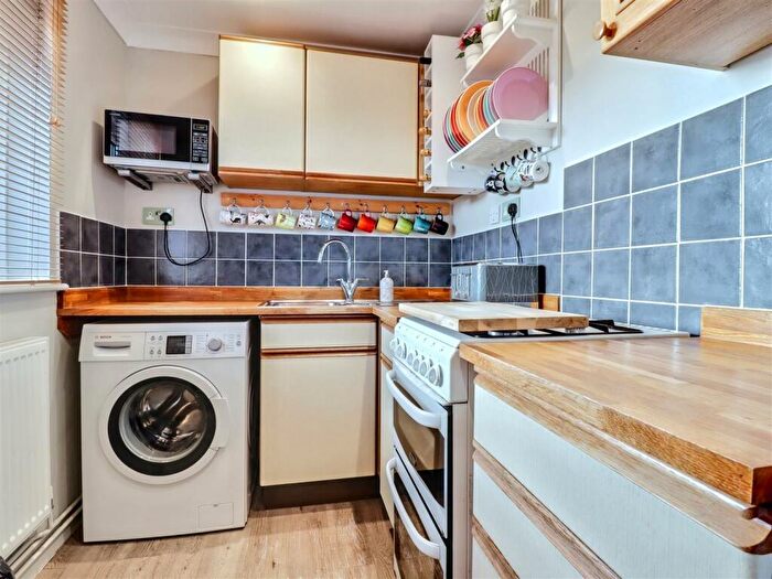 1 Bedroom Apartment For Sale In Stone Breck, Norwich, NR5