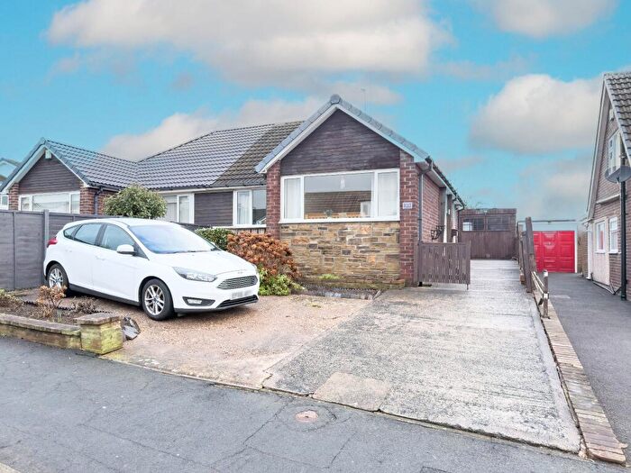 2 Bedroom Semi-Detached Bungalow For Sale In Ashlea Avenue, Brighouse, HD6