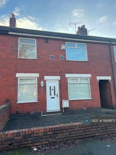 3 Bedroom Terraced House To Rent In Catherine Street West, Denton, Manchester, M34