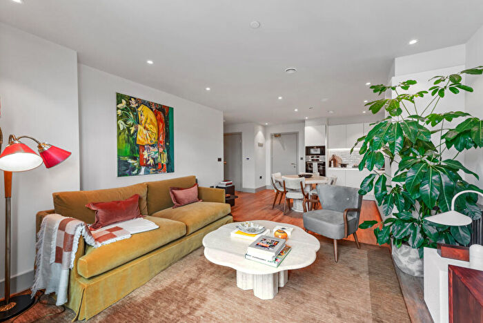 3 Bedroom Flat To Rent In The Sessile, Ashley Road, London, N17