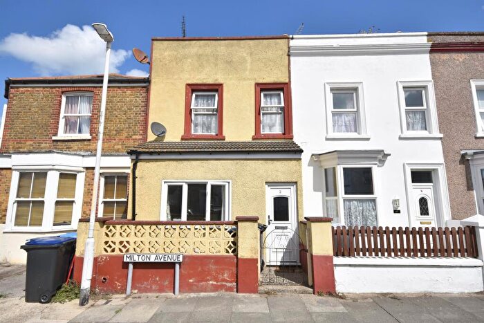 2 Bedroom Terraced House For Sale In Milton Avenue, Margate, CT9