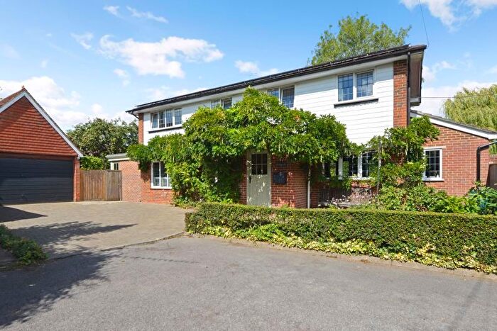 5 Bedroom Detached House For Sale In Two Ways, Loxwood, RH14