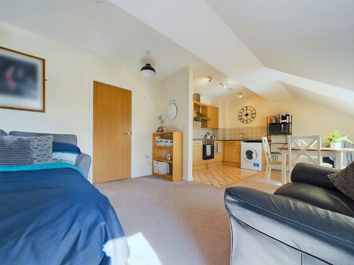 1 Bedroom Flat To Rent In Spinners Yard, City Centre, Carlisle, CA3