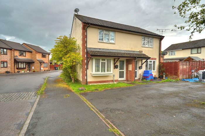 2 Bedroom Terraced House To Rent In Hornbeam Hollow, Roundswell, Barnstaple, EX31