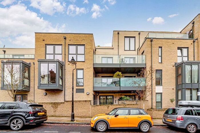 1 Bedroom Flat To Rent In Bishops Road, London, N6