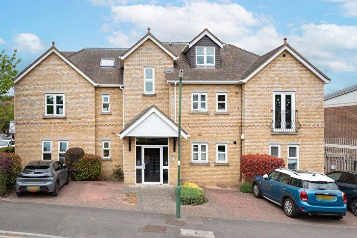 2 Bedroom Flat For Sale In Tate Road, Sutton, SM1
