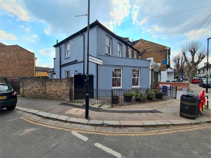 2 Bedroom Flat To Rent In Hamilton Road, Brentford, TW8