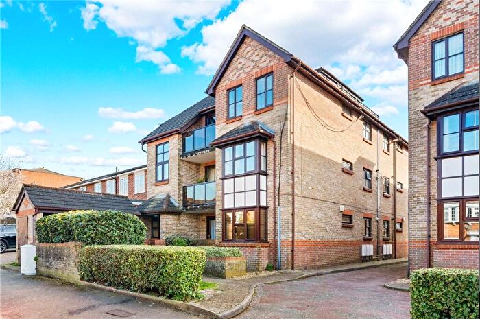 1 Bedroom Apartment To Rent In Grange Road, Sutton, Surrey, SM2