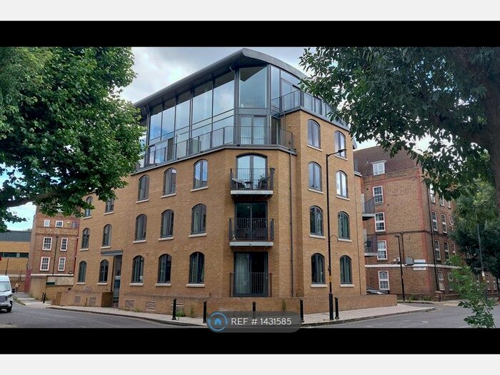 2 Bedroom Flat To Rent In Sugar Lane, London, SE16