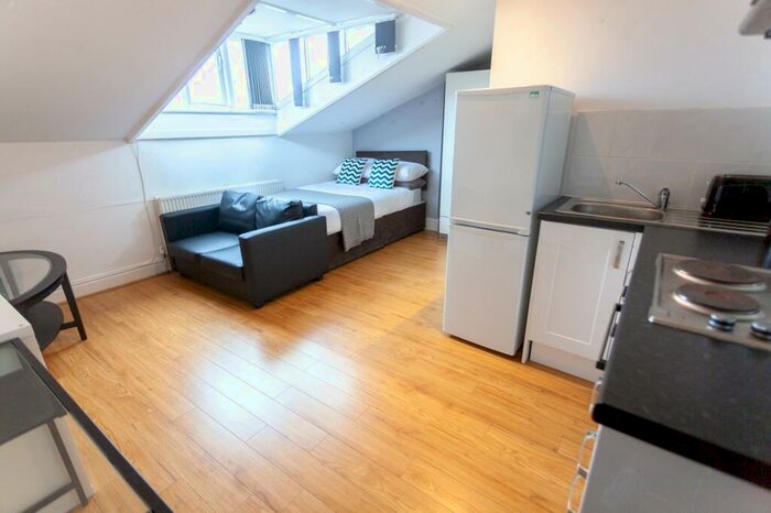 1 Bedroom Flat To Rent In Upper Parliament Street, L8