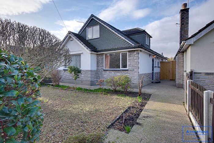4 Bedroom Detached Bungalow For Sale In Wimborne Road, Bournemouth, BH10