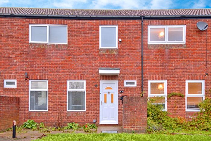 3 Bedroom Terraced House For Sale In Ladbrook Drive, Colchester, CO2
