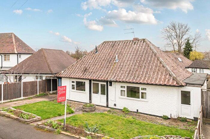 3 Bedroom Detached Bungalow For Sale In Toston Drive, NG8