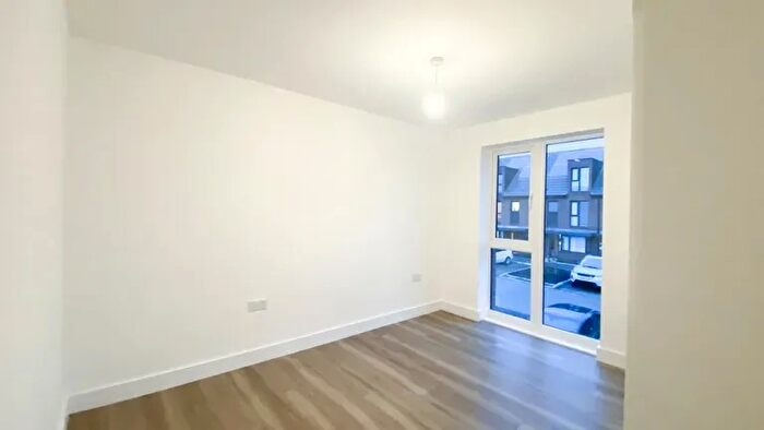 3 Bedroom Terraced House To Rent In Downing Road, Dagenham, RM9