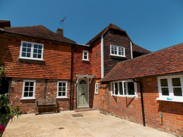 3 Bedroom Property To Rent In High Street, Rolvenden, Cranbrook, TN17