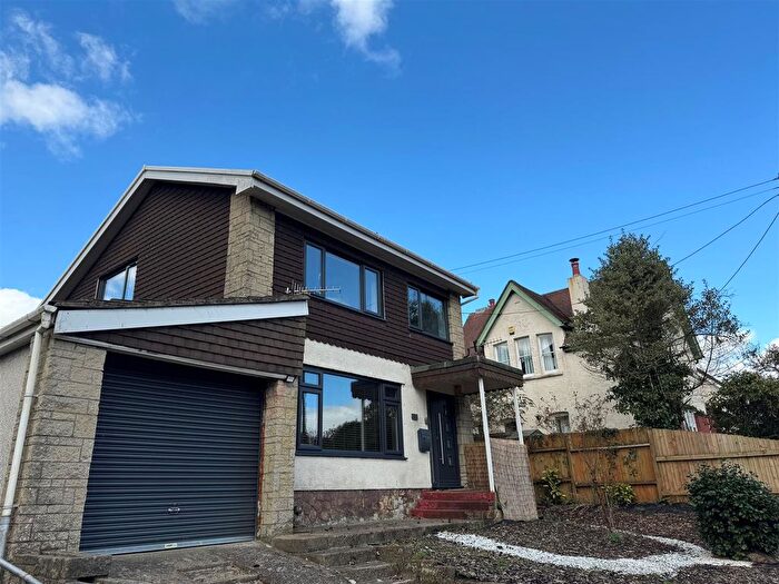 3 Bedroom Detached House For Sale In Pennar Close, Newbridge, NP11