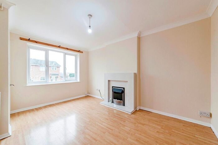 2 Bedroom Semi-Detached House For Sale In Truro Close, Grantham, NG31