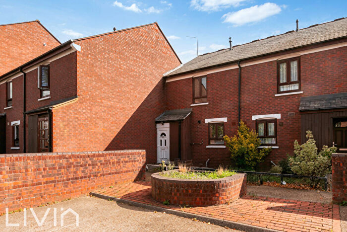 3 Bedroom Terraced House To Rent In Englefield Close, Croydon, CR0