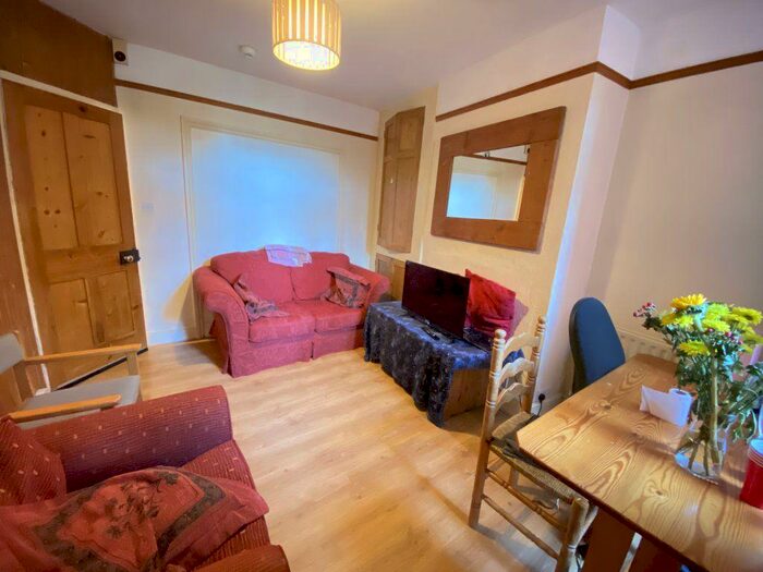 3 Bedroom House To Rent In St Peter`s Grove, Canterbury Ref -, CT1