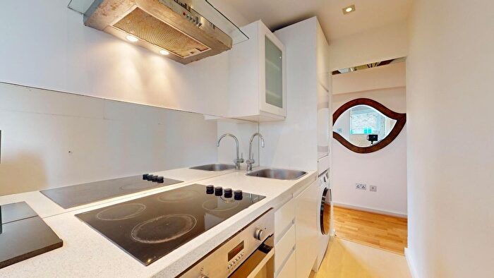 2 Bedroom Flat To Rent In Crawford Street, London, W1H
