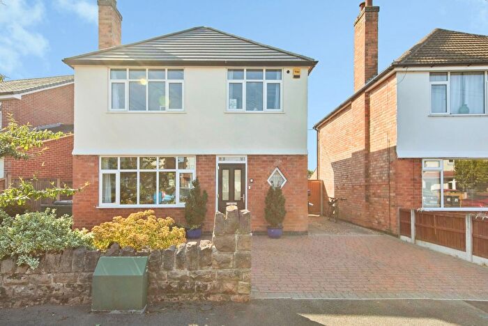 3 Bedroom Detached House For Sale In Doncaster Avenue, Sandiacre, Nottinghamshire, NG10