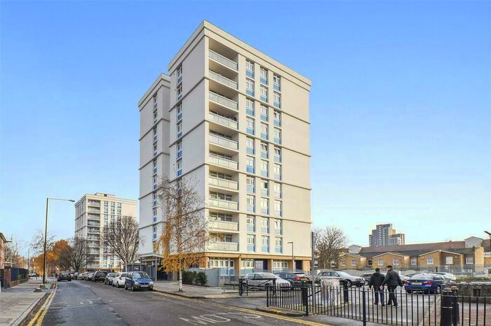 1 Bedroom Flat To Rent In Dorrington Point, Bromley High Street, Bow, London, E3
