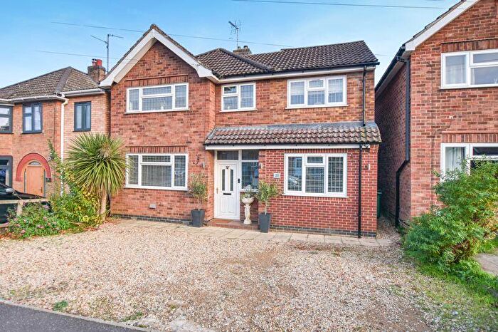 4 Bedroom Detached House For Sale In Sutherland Way, Stamford, PE9