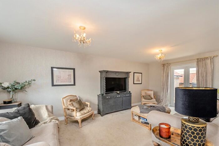 4 Bedroom Property To Rent In Sissons Close, Barnack, Stamford, PE9