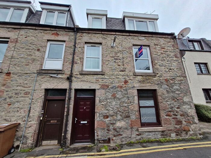 1 Bedroom Flat For Sale In Attic Floor Flat, Thistle Lane, Aberdeen, Aberdeen City, AB10
