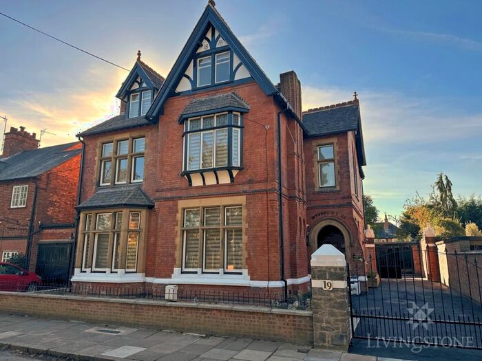 1 Bedroom Apartment To Rent In Wyvern House, LE2