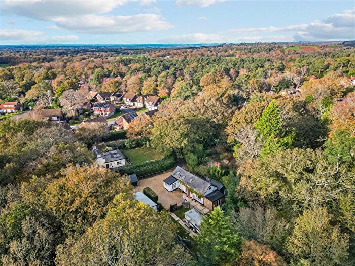 3 Bedroom Property For Sale In Burley Road, Bransgore, BH23