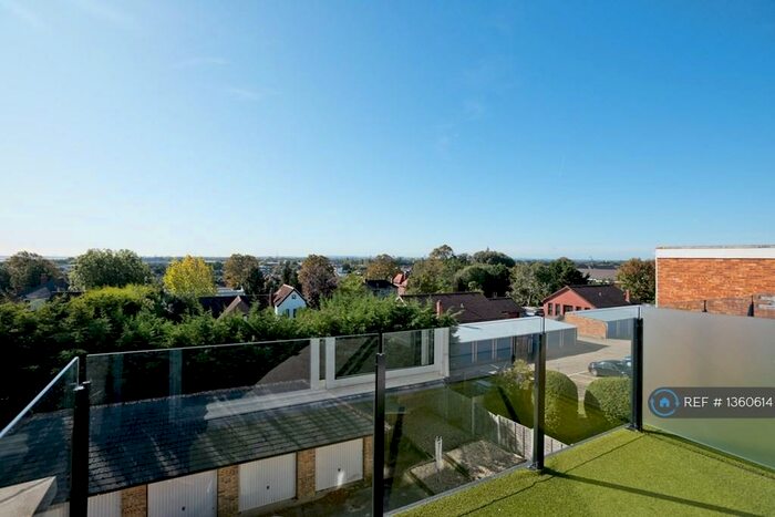 2 Bedroom Flat To Rent In Solent Court, Portsmouth, PO6