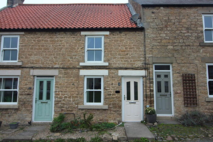 2 Bedroom Cottage To Rent In Westside, Summerhouse, DL2