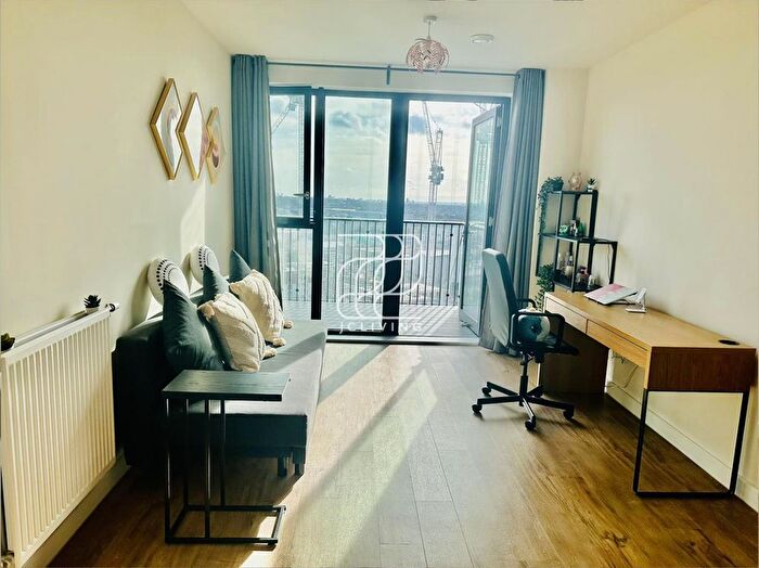 1 Bedroom Flat To Rent In North End Road, Wembley, HA9