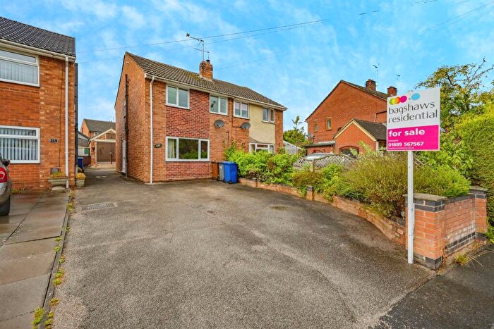 3 Bedroom Semi-Detached House For Sale In West Way, Uttoxeter, ST14