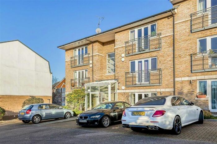 2 Bedroom Flat To Rent In John Penn Street, London, SE13