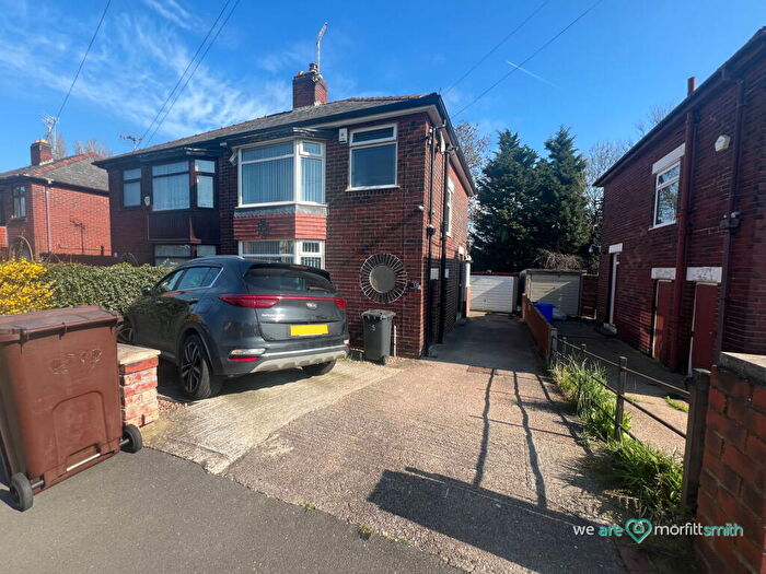 3 Bedroom Semi Detached House For Sale In Avisford Road, Wadsley Bridge, S5