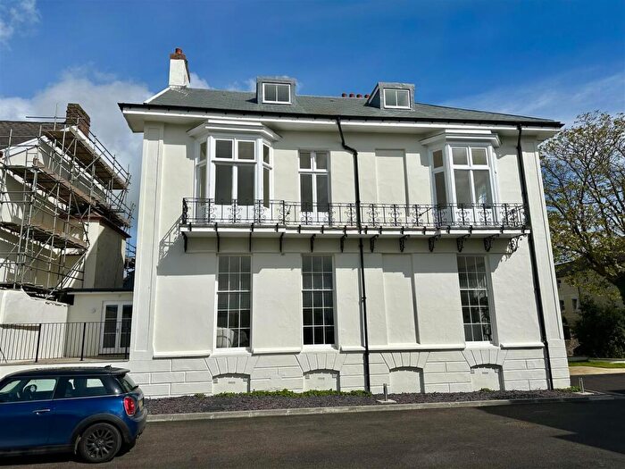 2 Bedroom Apartment For Sale In Litchdon Street, Barnstaple, EX32