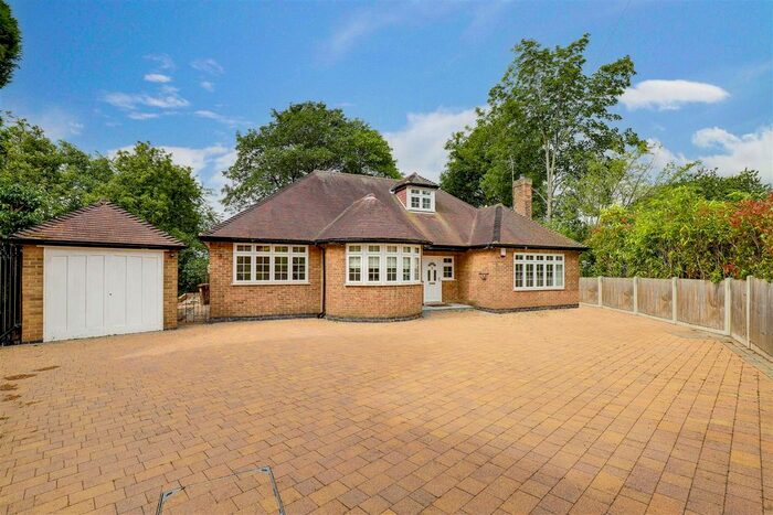 4 Bedroom Detached Bungalow To Rent In Birch Lea, Redhill, Nottinghamshire, NG5