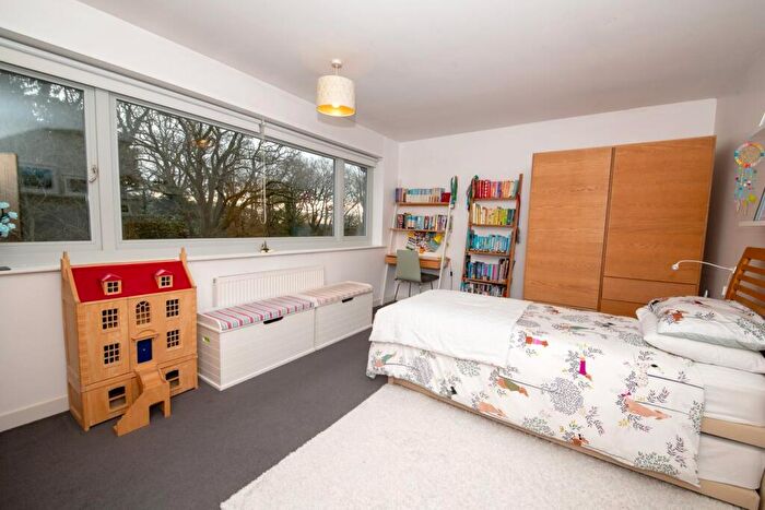 5 Bedroom Detached House For Sale In Collaroy Road, Cold Ash, Thatcham, RG18