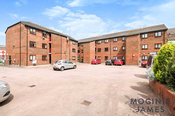 2 Bedroom Flat To Rent In Pascall Court, St. Peters Street, Roath, CF24