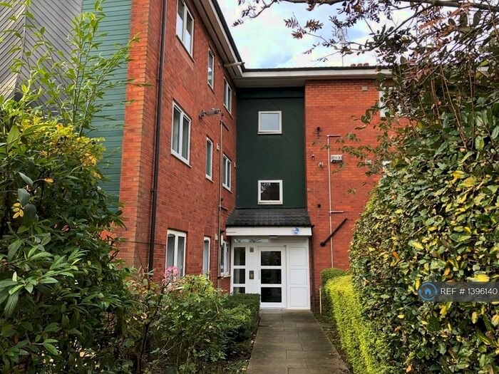 2 Bedroom Flat To Rent In Laurel Court, Middleton, Manchester, M24