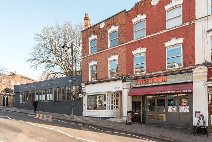 3 Bedroom Flat To Rent In Heath Street Hampstead, NW3