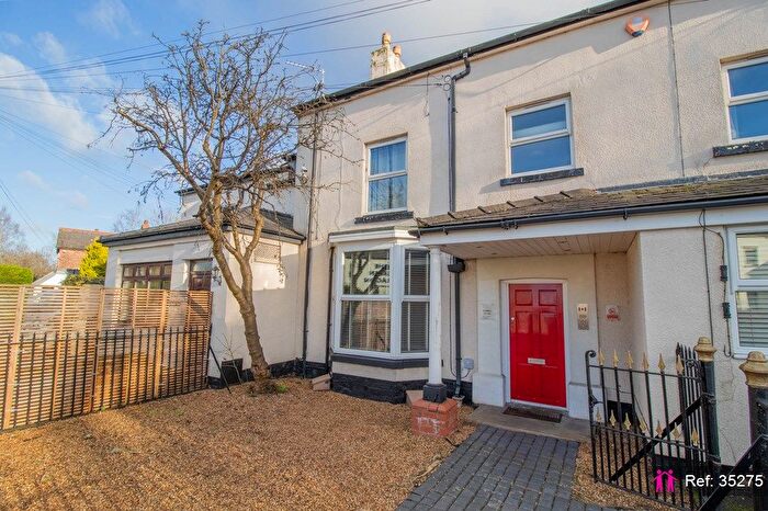 2 Bedroom Flat To Rent In Mill Lane, Lymm, WA13